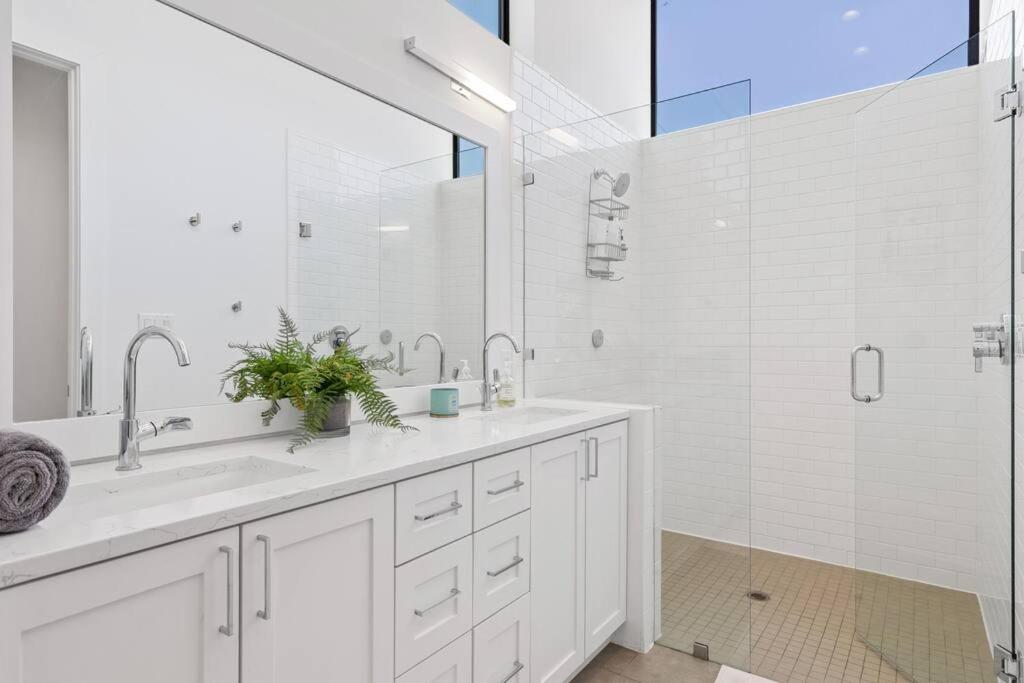 Beautiful Perfectly Located Luxury 2 Bed Townhome Dallas Exterior foto